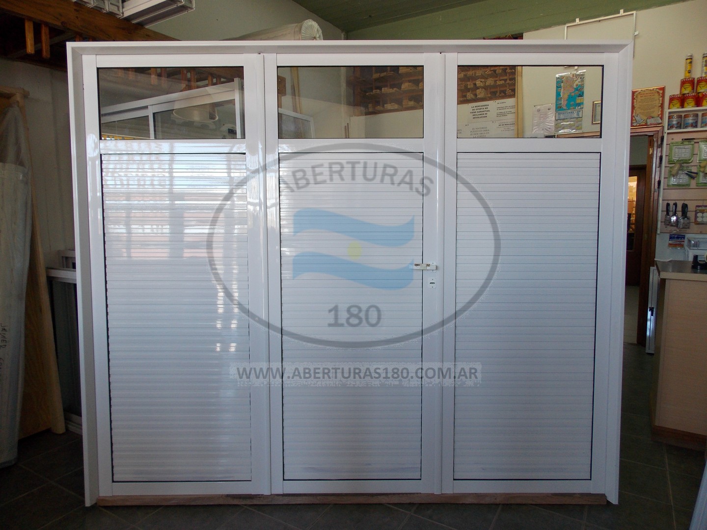 Portn aluminio 25  2.40 x 2.00 Modelo B.