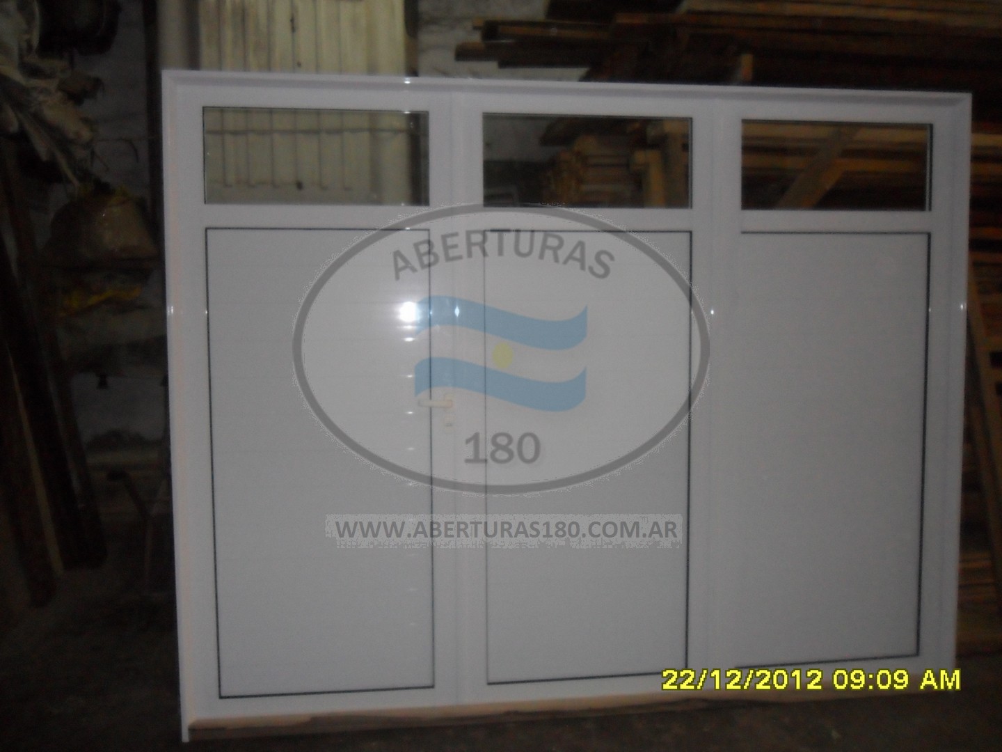 Portn de aluminio 36 modelo B.