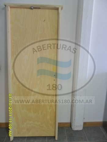 Puerta laurel marco madera dura 9 tablero recto 0.80 x 2.00.